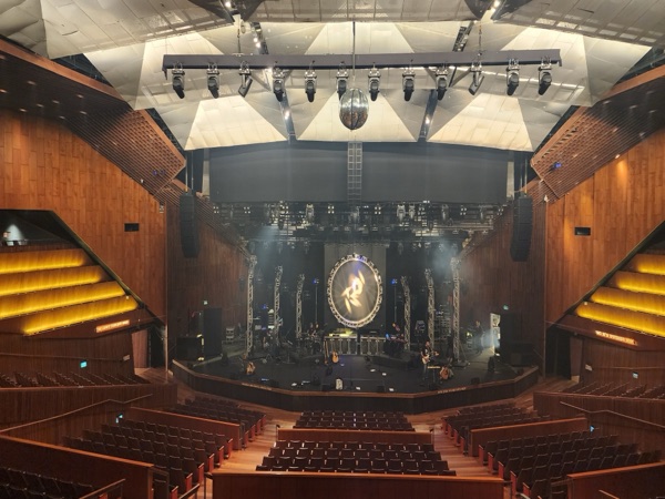 27.02.25 · Stage build