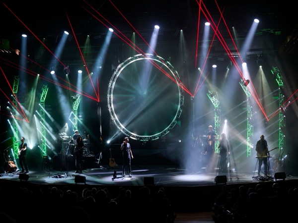 26.03.24 · Stage during show